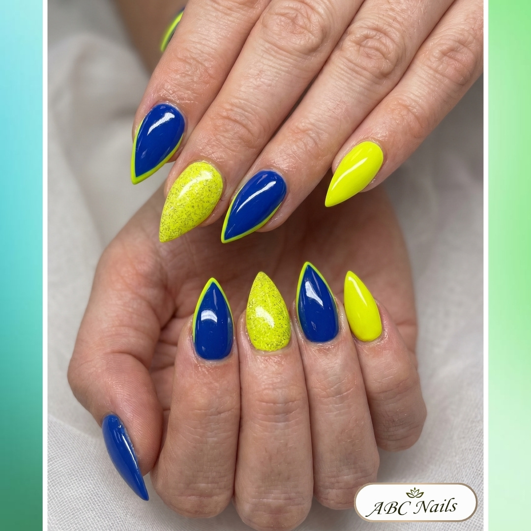 Happy nails